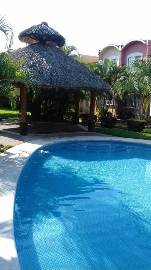 Casa con alberca!! Ixtapa Zihuatanejo Apartment Bagian luar foto
