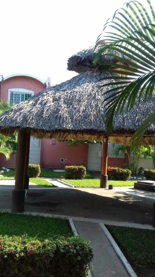 Casa con alberca!! Ixtapa Zihuatanejo Apartment Bagian luar foto